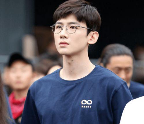 白敬亭圈内人爆料是哪一期,揭秘哪一期引发热议